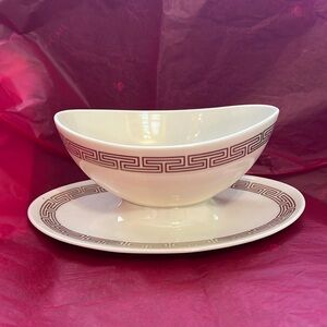 Rondelle by LENOX Gravy Boat with Attached Underplate